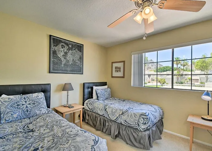 Golf Course Views, Hot Tub Access: Home! *